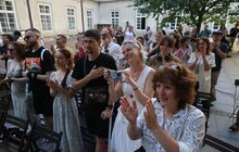 Фото 12: Пʼєса, написана воїном, та картина, намальована кріслом колісним: як арттерапія допомагає ветеранам відновлюватись після травм війни (відео)