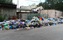 Фото 58: У місті 265 майданчиків, де ситуація з вивезенням сміття критична 