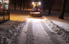 Фото 9: Зранку працювало 93 одиниці снігоочисної техніки