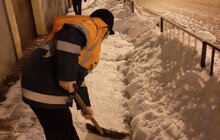 Фото 1: Зранку по Львову працювало 97 одиниць снігоочисної техніки
