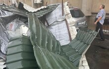 Фото 16: У Львові оперативно ліквідовують наслідки негоди: повалені дерева, обірвані мережі та зміни в русі транспорту (відео)