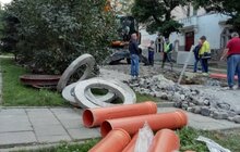 Фото 2: На вул. Героїв Майдану, 5а ремонтують колектор