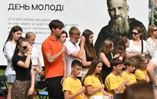 Фото 4: У Львові сотні молодих людей об’єдналися у спільній молитві та відвертій розмові про майбутнє України