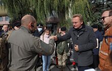 Фото 26: На площі перед Центром Довженка у Львові урочисто підняли Державний прапор