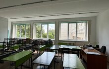 Фото 4: У навчальних закладах Львова відновили понад 900 вікон, які були пошкоджені через російські обстріли