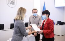 Фото 6: 100 успішних педагогів Львова отримали по 25 тисяч гривень
