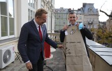 Фото 4: Мер Львова провів зустріч із президентом Wizz Air Робертом Кері