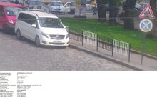 Фото 10: За вихідні працівники ЛКП «Львівавтодор» зафіксували 45 випадків порушень правил дорожнього руху через неналежне паркування