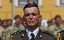 Фото 4: В Академії сухопутних військ ім. гетьмана Петра Сагайдачного відбувся ритуал випуску офіцерів ЗСУ