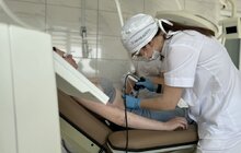 Фото 2: Львівські лікарі повертають красу дівчині з Сіверодонецька, обличчя якої понівечила російська ракета