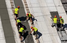 Фото 3: Будівництво шляхопроводу в Рясне: з обох сторін споруди вже влаштовано буронабивні палі