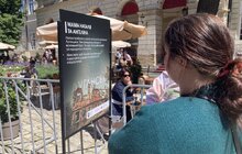 Фото 3: «Мам, я в безпеці»: у Львові відкрили фотовиставку про жінок, які рятували дітей від російських обстрілів