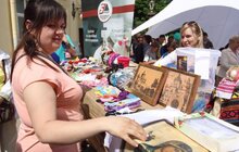 Фото 2: У Львові погасили сувенірну поштову марку із зображенням святого Юрія та урочисто відкрили Святоюрський ярмарок