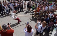 Фото 4: У Львові погасили сувенірну поштову марку із зображенням святого Юрія та урочисто відкрили Святоюрський ярмарок