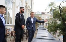 Фото 5: Мер Львова зустрівся з Ніко Амірґулашвілі, котрий планує пішки пройти від Вільнюса до Тбілісі