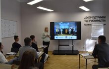 Фото 3: Ветерани та дружини захисників завершили курс бізнес-навчання від міста