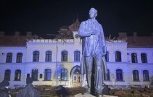 Фото 3: Цієї ночі росіяни атакували два об'єкти національної памʼяті у Львові