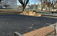 Фото 1: У 3D-школі завершують облаштування благоустрою, а учні вже прикрашають ялинку