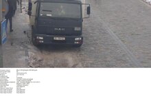 Фото 12: За вчорашній день працівники ЛКП «Львівавтодор» зафіксували 35 випадків порушень правил дорожнього руху через неналежне паркування