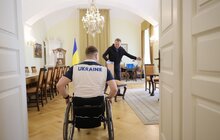 Фото 2: Мер Львова зустрівся з паралімпійським чемпіоном та призерами Ігор Нескорених