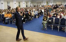 Фото 3: Мер Львова привітав учасників конференції YouthSpeak Forum