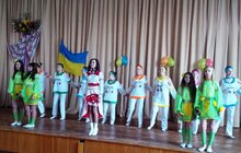 Фото 6: Для дітей з соціально вразливих сімей влаштували святковий захід