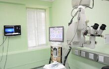 Фото 2: Для медичного центру «Мікрохірургія ока» 8-ї міської клінічної лікарні за кошти міста придбано надсучасний факоемульсифікатор