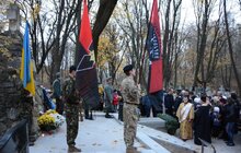Фото 5: На братській могилі на цвинтарі Старого Знесіння відбулося вшанування пам’яті загиблих воїнів УГА
