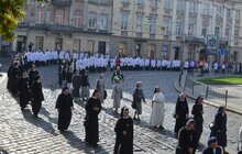 Фото 24: У Львові відбулась процесійна хода на честь блаженного Якова Стрепи