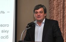 Фото 5: О. Квіташвілі ознайомився з роботою пологового будинку №1 