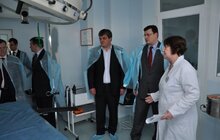 Фото 10: О. Квіташвілі ознайомився з роботою пологового будинку №1 
