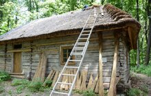 Фото 12: Музей народної архітектури і побуту реставрує 8 експонатів