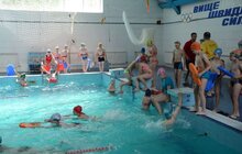 Фото 1: У Львові розпочалася програма навчання з плавання