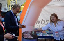 Фото 6: Міський голова Львова оглянув стенди на площі Ринок та ознайомився з продукцією представників польських міст та воєводств