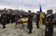 Фото 11: Львів попрощався з Героєм з АТО з Тарасом Стельмахом