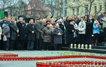 Фото 3: Львів вшановує жертв голодоморів 