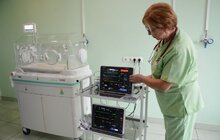 Фото 5: Благодійники придбали інкубатор та два монітори для міського пологового будинку № 1