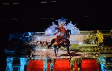 Фото 16: Біля університету ім. І. Франка відбулось медійно-драматичне дійство з нагоди святкування 100-річчя ЗУНР