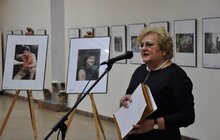 Фото 7: «Газета, насправді, є такою, яким є головний редактор», - А. Садовий на відкритті фотовиставки газети «День»