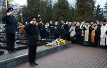 Фото 15: У Львові на Личаківському кладовищі вшанували пам’ять учасників бою під Крутами