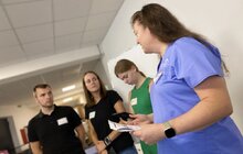Фото 9: Американські медики вчать українських надавати допомогу пацієнтам з воєнними травмами у критичних станах