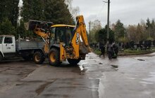Фото 3: На цвинтарях Львівської громади триває масштабне прибирання до Великодня: вже вивезли майже 290 тонн сміття