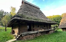 Фото 1: У Шевченківському гаю зберегли унікальну бойківську хату 1846 року
