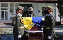 Фото 4: Громада Львова попрощалась із загиблим Героєм Сергієм Тимощуком