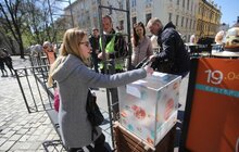 Фото 10: У Львові на площі Музейній стартував дев’ятий «Фестиваль писанок»
