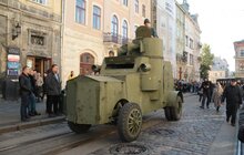 Фото 24: Марш слави захисників Руси-України