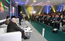 Фото 5: Мер Львова відвідав Міжнародний економічний форум