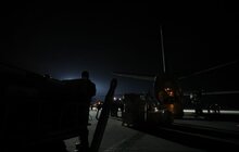 Фото 15: До Львова прибули медичне обладнання та тести на коронавірус, придбані в Китаї