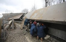 Фото 5: На Меморіалі пам’яті Героїв Небесної Сотні монтують портрети загиблих Героїв