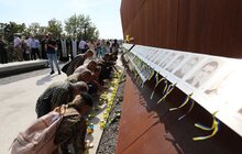 Фото 20: У День вшанування пам’яті захисників України у Львові урочисто підняли Державний Прапор на Меморіалі пам`яті Героїв Небесної Сотні